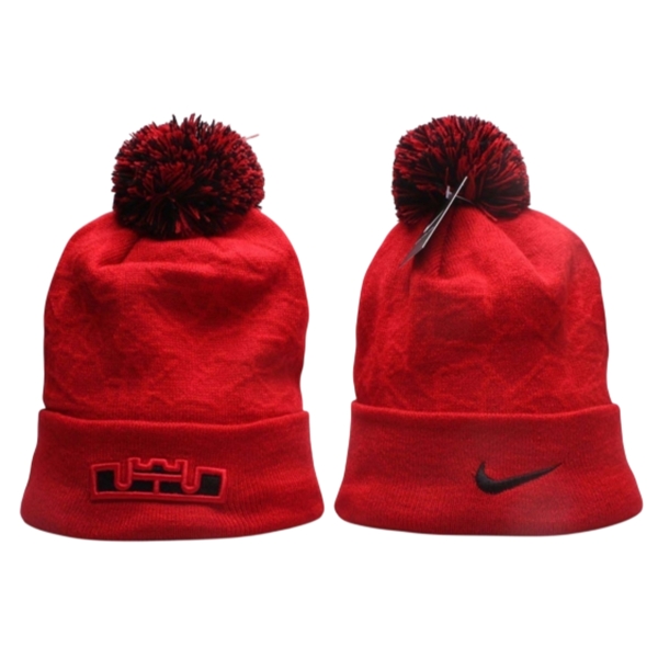 Шапка Nike Lebron James Adult Red
